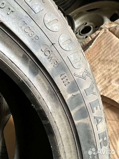 Goodyear EfficientGrip Performance 215/55 R17