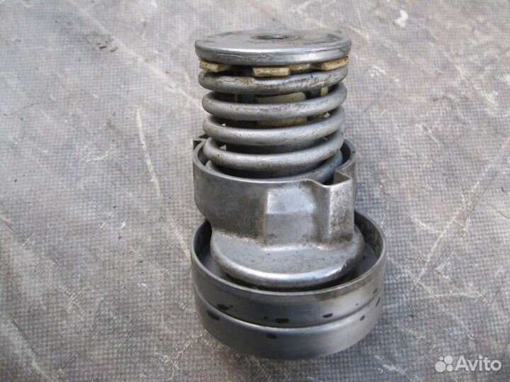 Фольксваген Гольф 6 Натяжитель приводного ремня