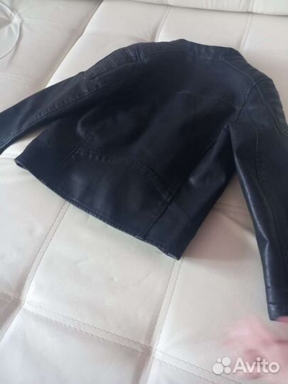 Куртка из экокожи демисезонная