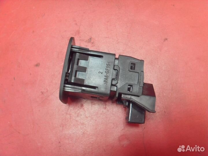 Выключатель 8610A080 Mitsubishi L200 (KK/KL) 2015)