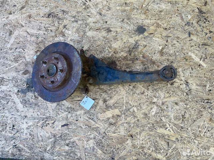 Ступица заднего моста в сборе правая Toyota