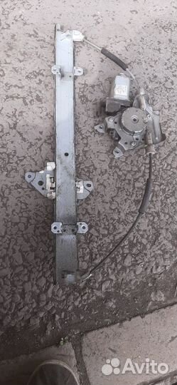 Стеклоподъемник nissan note E11