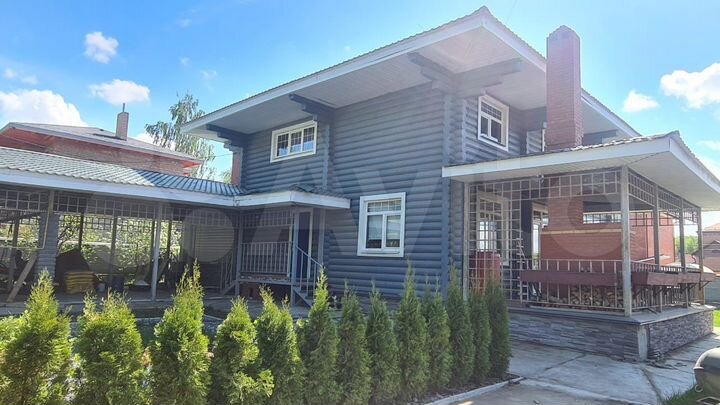 Коттедж 197 м² на участке 12 сот.