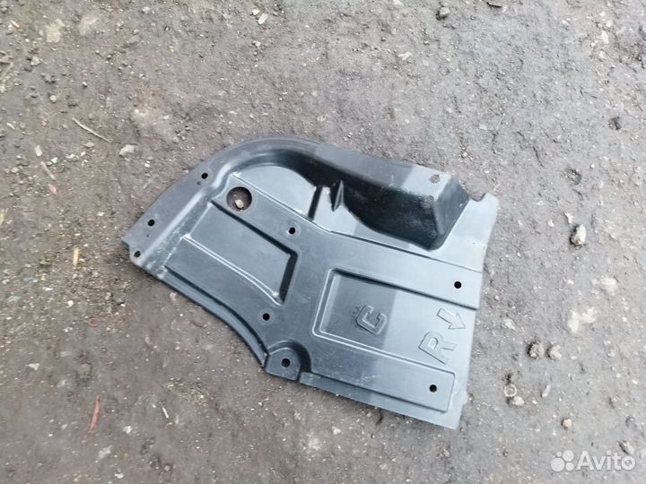 Защита под бампер правая задняя Infiniti FX35