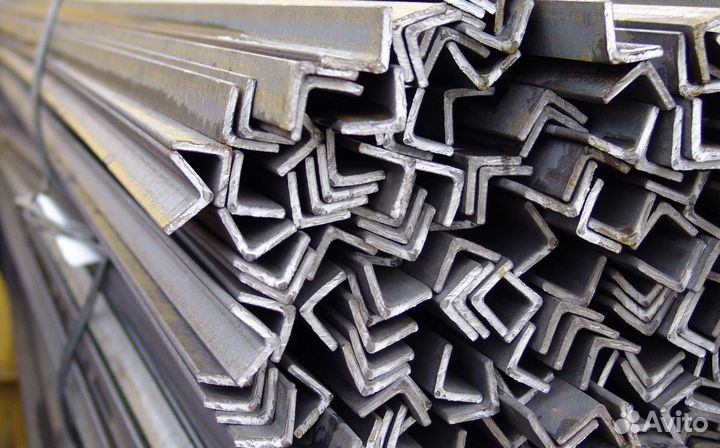 Уголок металлический