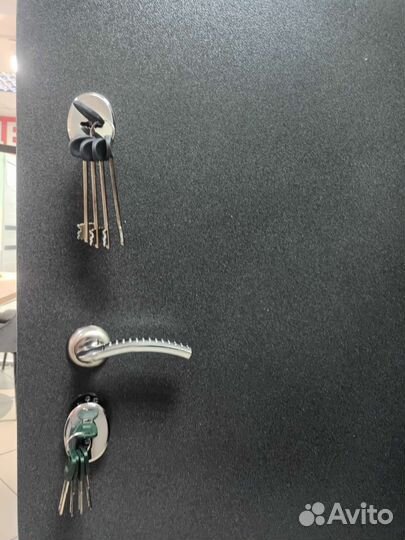 Дверь входная