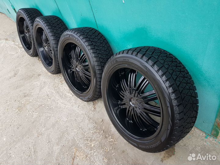 Колёса R22 зимние на Cadillac Escalade