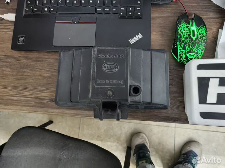 Фонари Hella Jumbo 220