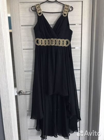 Платье вечернее