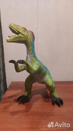 Игрушка динозавр резиновый