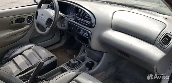 Ford Contour 1999г Крыша Капот Пороги