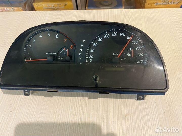 Щиток приборов Toyota Camry ACV30
