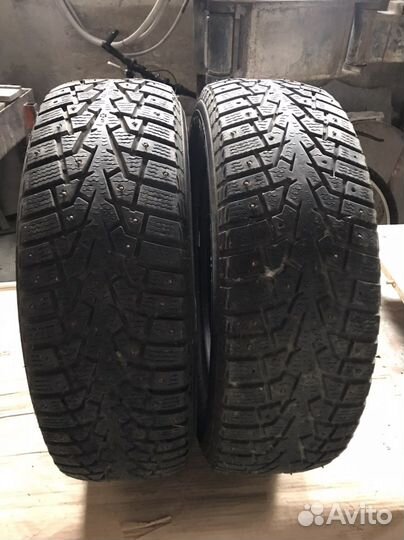 Maxxis ArcticTrekker NP3 215/65 R16 102T