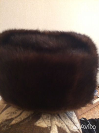 Продам мужскую коричневую шапку-обманку размер 59