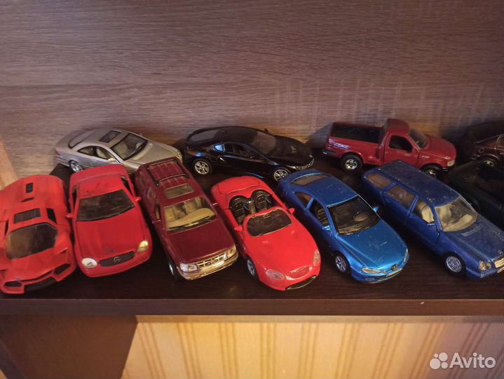 Машинки welly 1:43