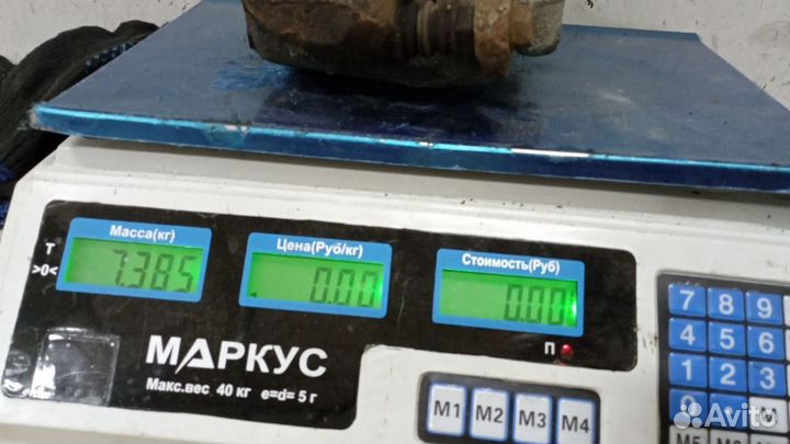 Суппорт передний левый Nissan Qashqai+2