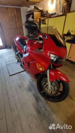Honda VFR800 2001