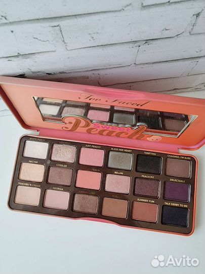 Палетка too faced peach