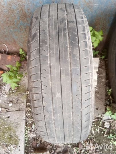 Yokohama A349 215/65 R16