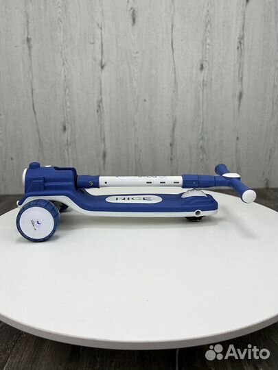 Самокат детский трехколесный