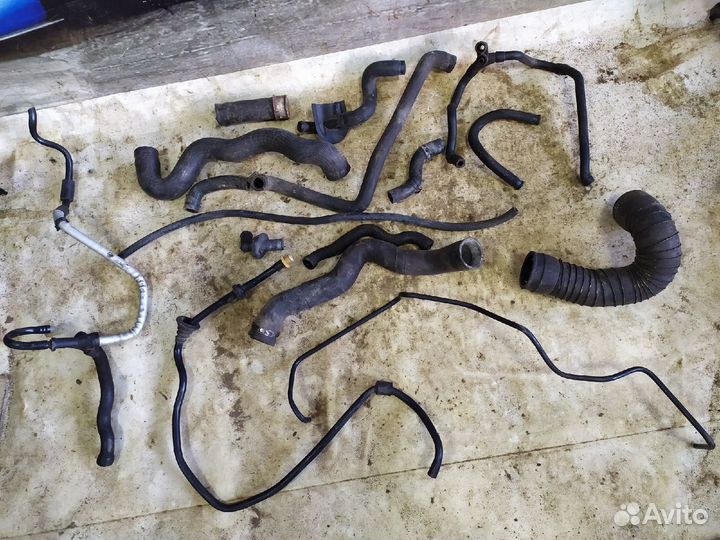 Патрубки системы охлаждения Мерседес W210