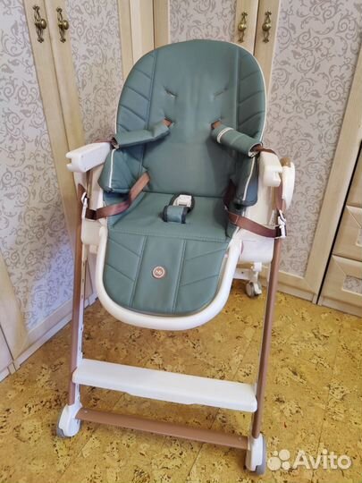 Стульчик для кормления happy baby berny v2