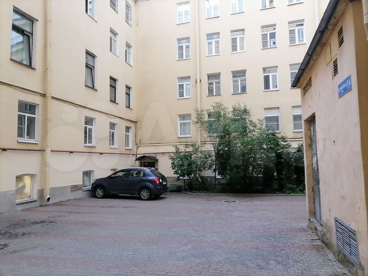 4-к. квартира, 85 м², 4/6 эт.