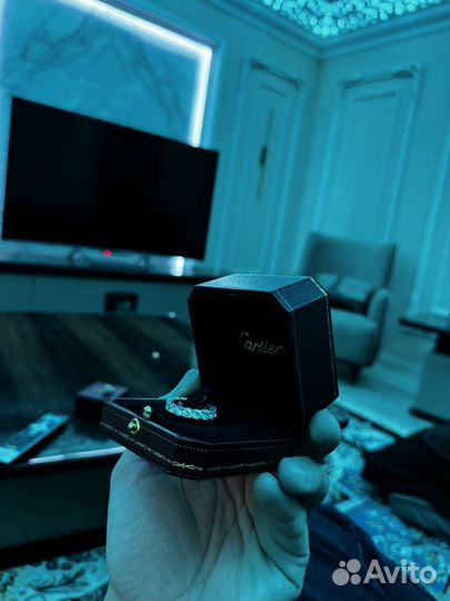 Кольцо с бриллиантом 5 карат