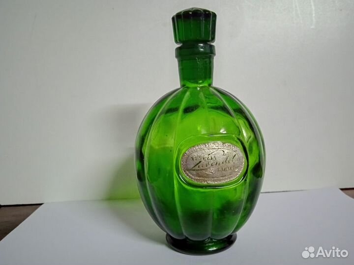 Редкий флакон от парфюмерной воды СССР