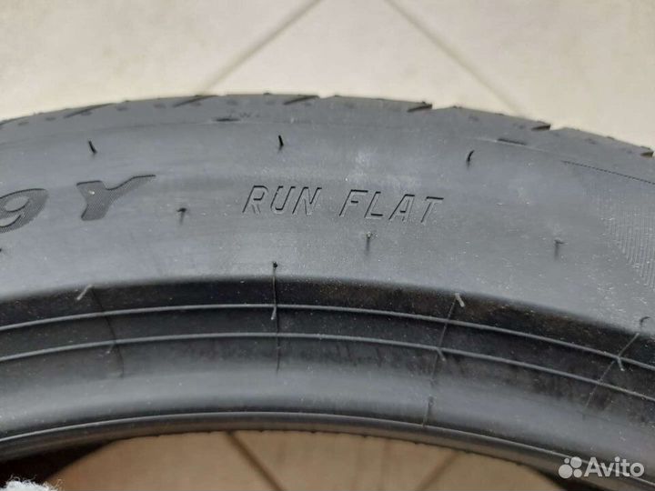 Pirelli P Zero 275/35 R20 и 245/40 R20