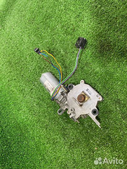 Мотор люка Mercedes S-class W220