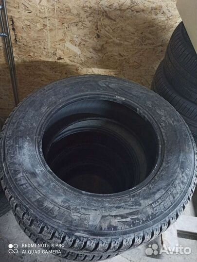 Michelin X-Ice North 235/65 R17