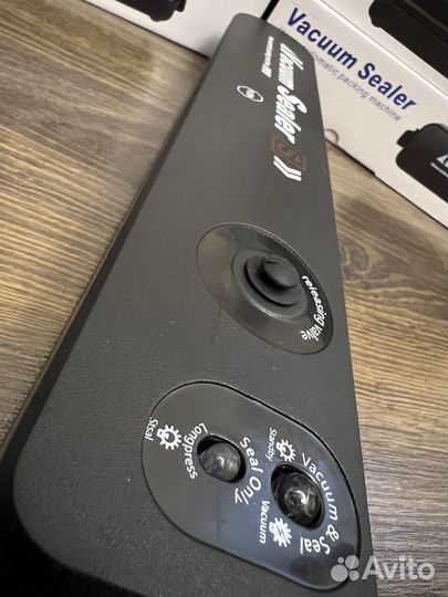 Вакуумный упаковщик вакууматор