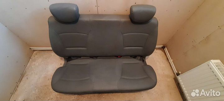 Задний диван Hyundai Grang Starex