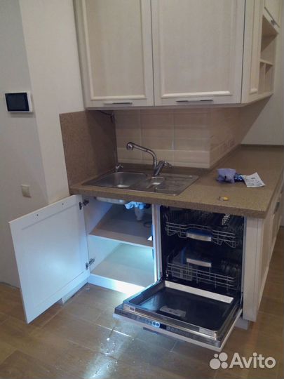 Установка вытяжек. Подключение варочных панелей