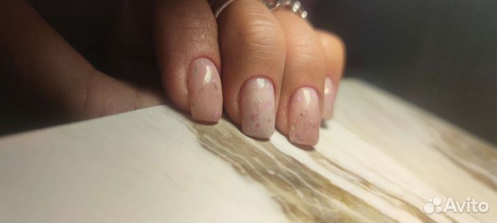 Наращивание ногтей