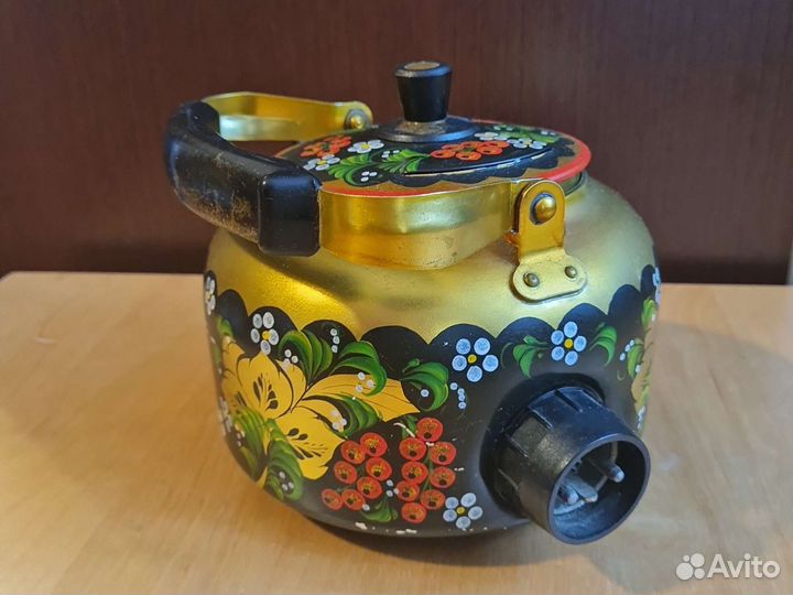 Электрический чайник с росписью СССР