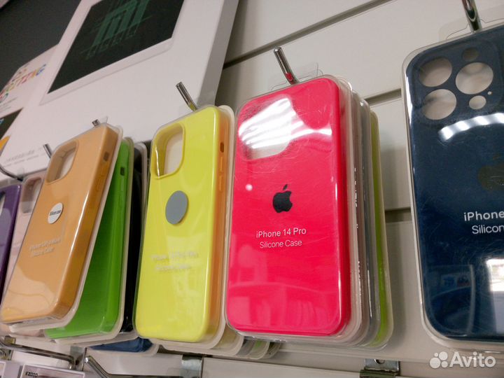 Чехлы silicone case на iPhone