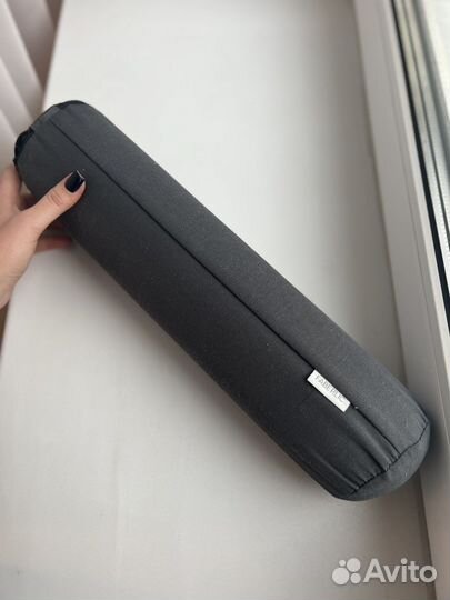 Подушка-валик с гречневой лузгой