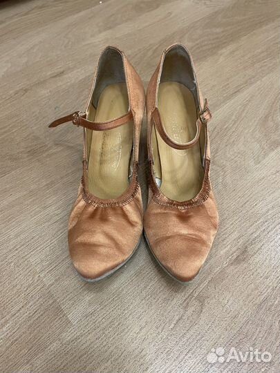 Туфли для танцев