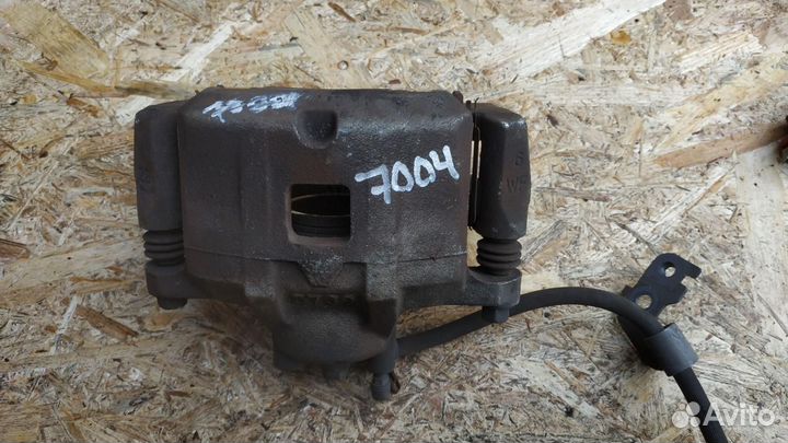 Суппорт тормозной передний правый Jeep Compass 2