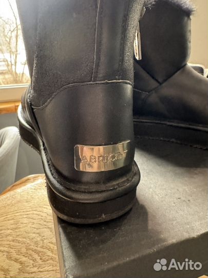 Угги женские кожаные