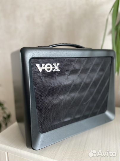 Гитарный комбоусилитель VOX VX15-GT