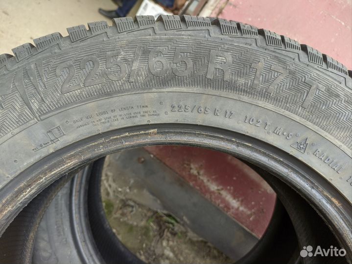 Gislaved Nord Frost 200 SUV 225/65 R17