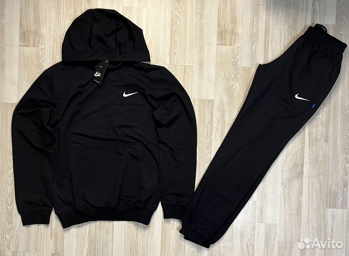 Спортивный костюм nike