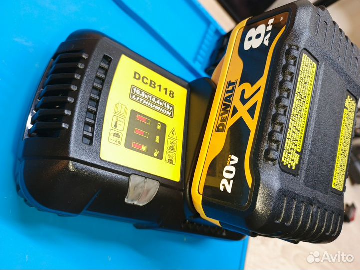 Аккумулятор dewalt 8Ah 18/20v. Для Рыбаков