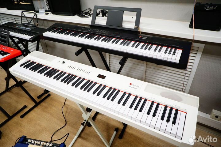 Синтезатор / Цифровое Пианино (+ Аксессуары)