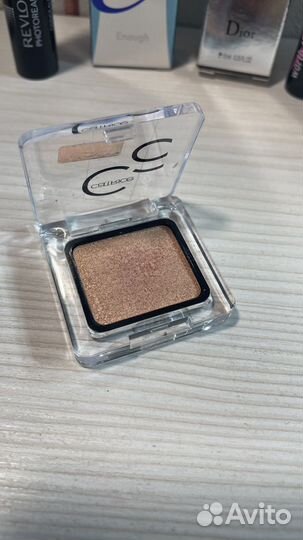 Продам Декоративную косметику Новая и бу