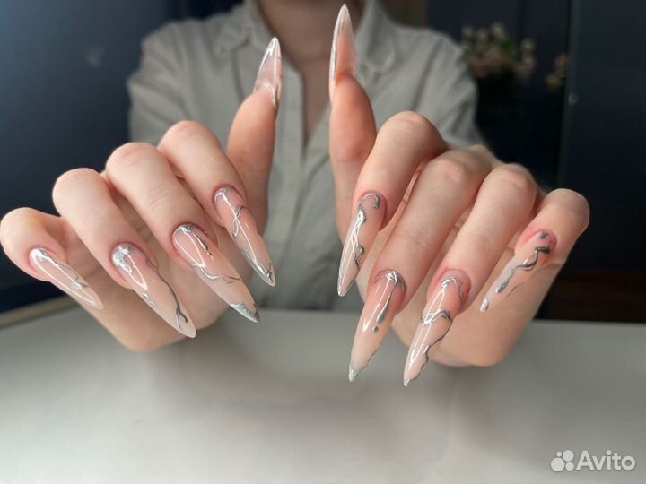 Наращивание ногтей бесплатно