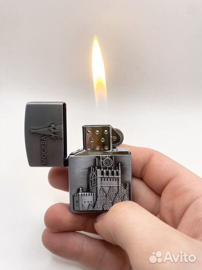 Газовая зажигалка Zippo 